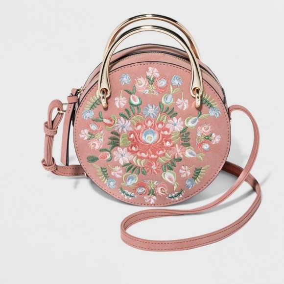 Handbags - 🆕️WOMEN'S FLORAL EMBROIDERED CANTEEN STYLE BAG